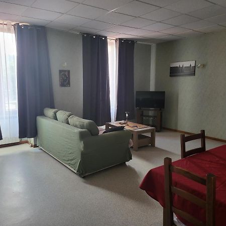 Le Clos Fleuri Bourg-de-Thizy Exterior foto