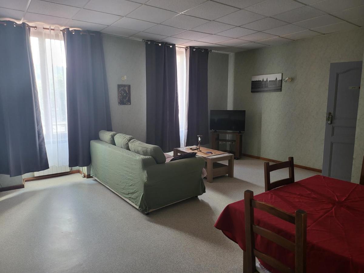 Le Clos Fleuri Bourg-de-Thizy Exterior foto
